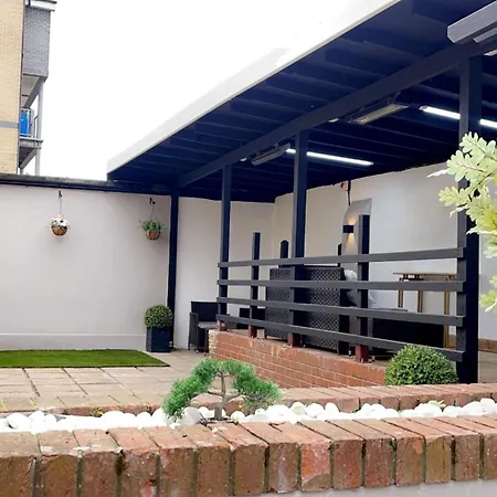 The Lux Ville, Stunning 6 Bedroom Home In London Plumstead  Exterior photo