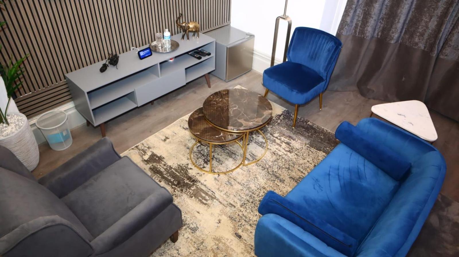 The Lux Ville, Stunning 6 Bedroom In London * Plumstead (Greater London)
