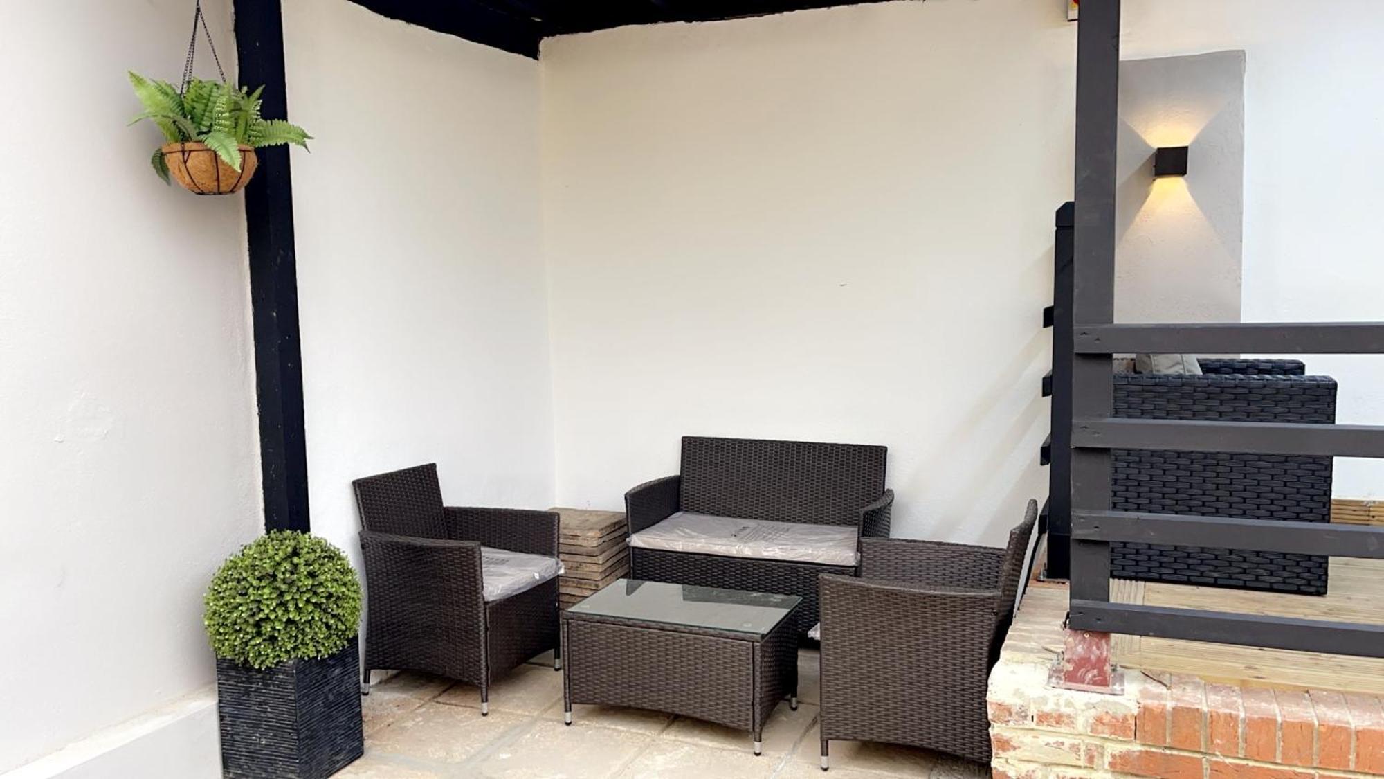 The Lux Ville, Stunning 6 Bedroom In London Holiday home *