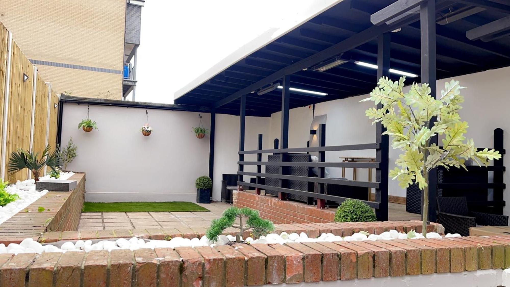 The Lux Ville, Stunning 6 Bedroom In London *